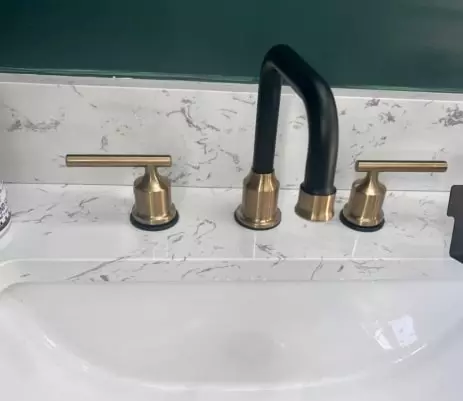 choose 3 hole faucet